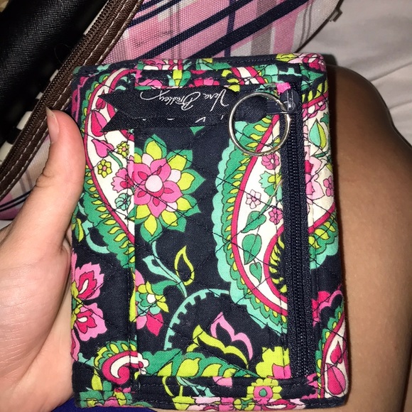 Vera Bradley wallet - Picture 2 of 3